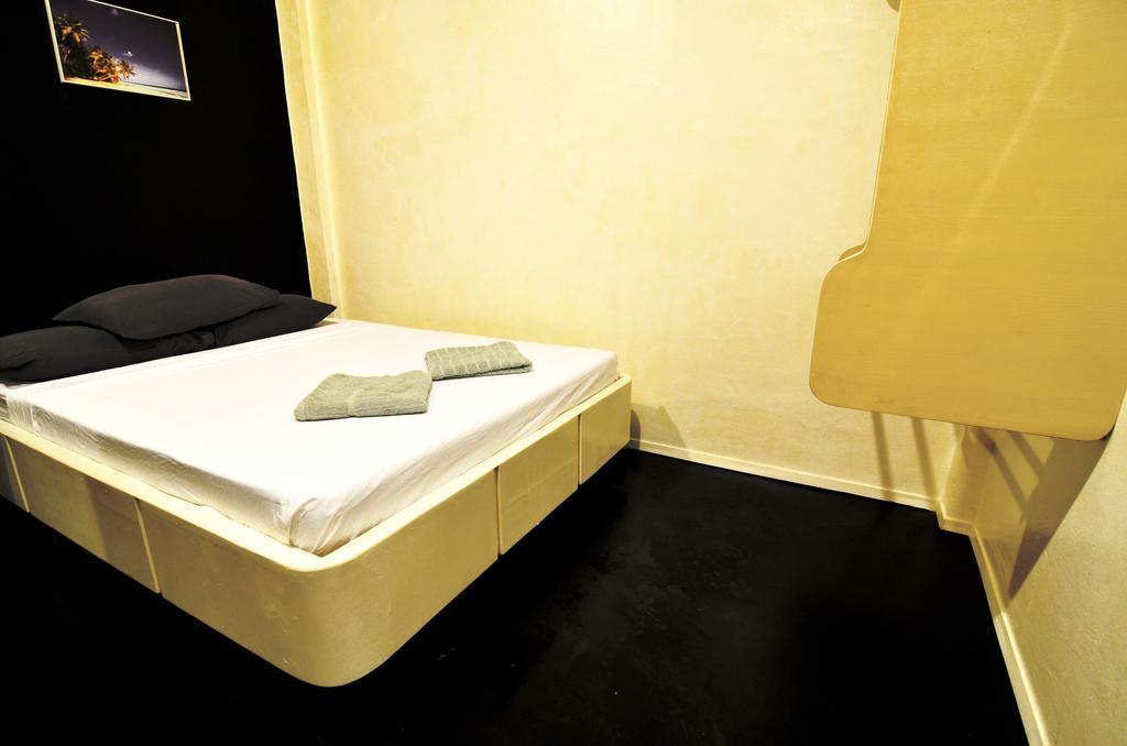 Island Nook Hotel Balabag  Экстерьер фото