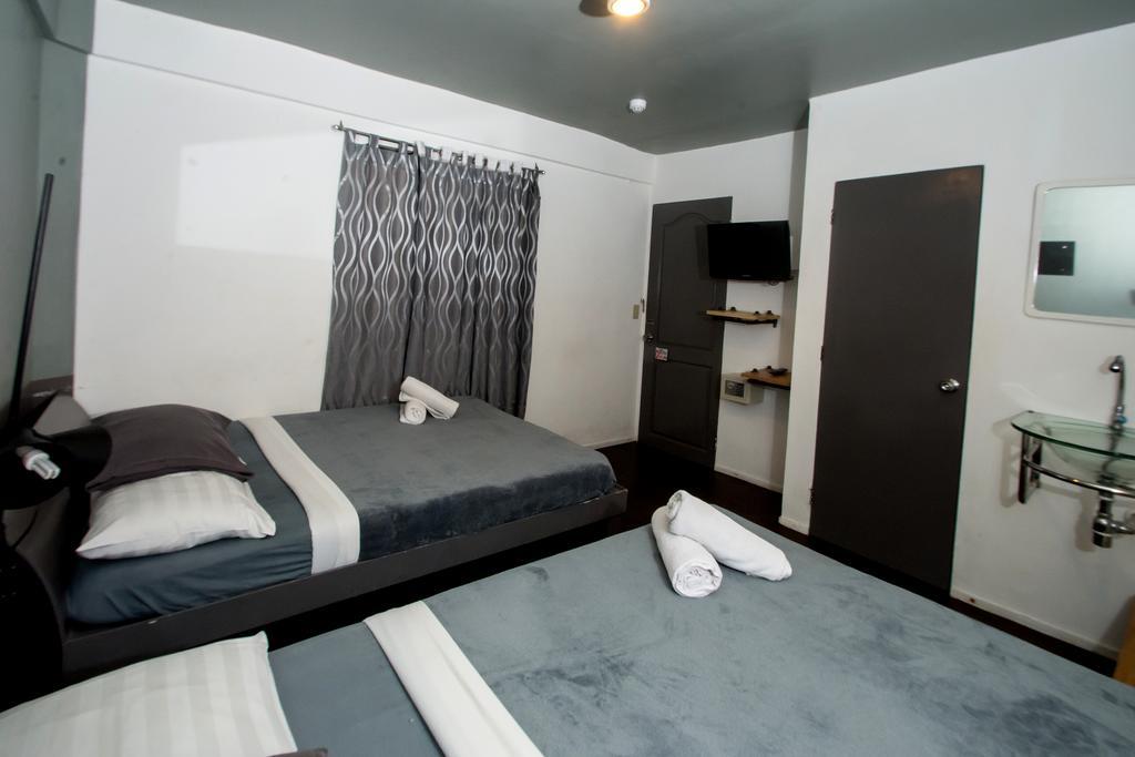 Island Nook Hotel Balabag  Экстерьер фото
