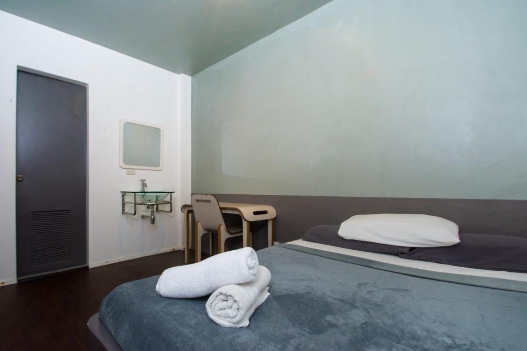 Island Nook Hotel Balabag  Экстерьер фото