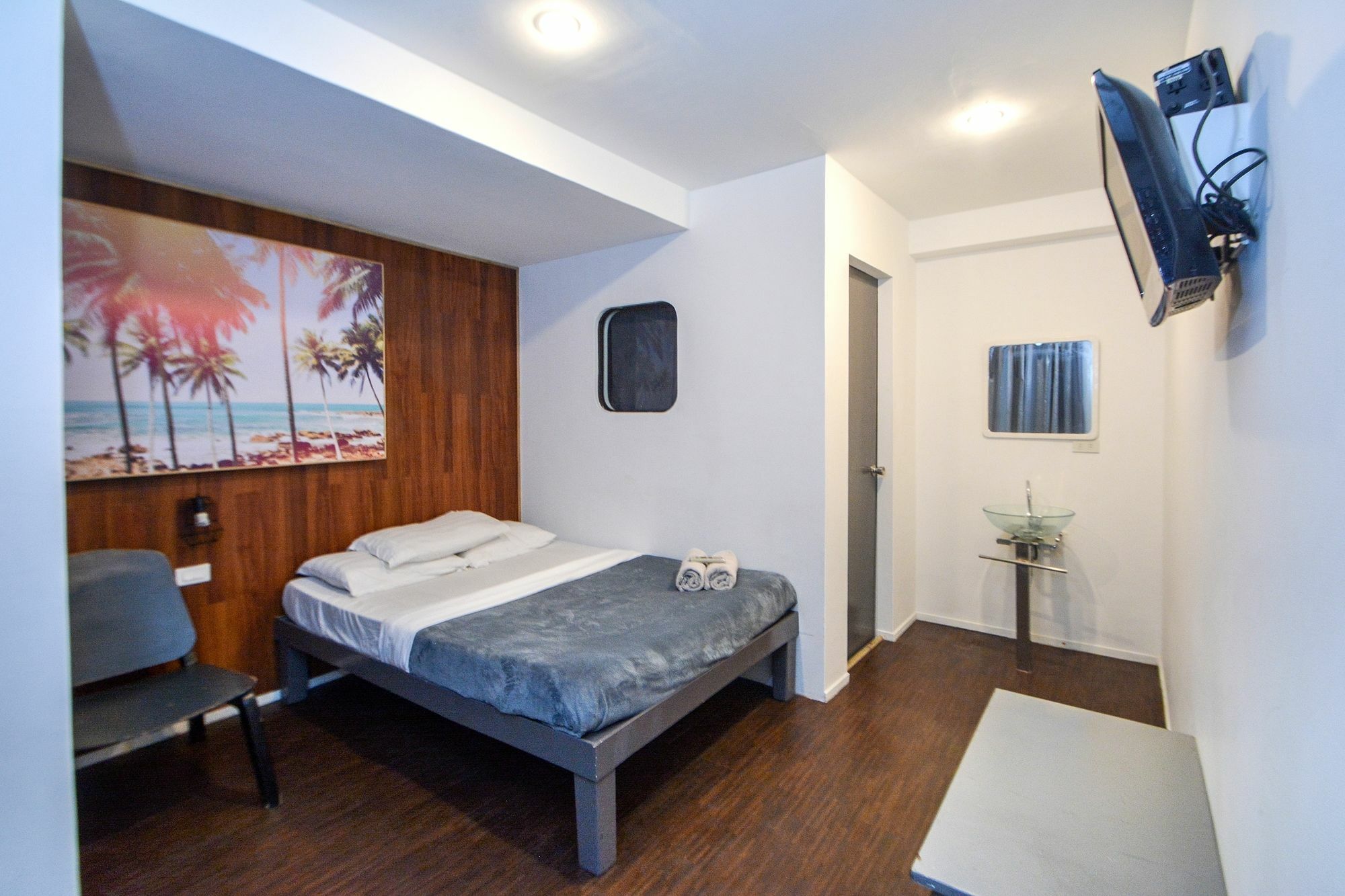 Island Nook Hotel Balabag  Экстерьер фото